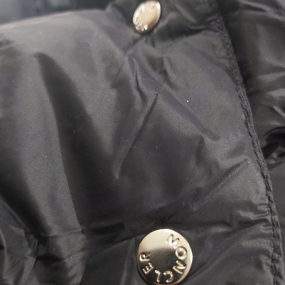 Moncler Lightweight Down Jacket - Picture 11 of 11